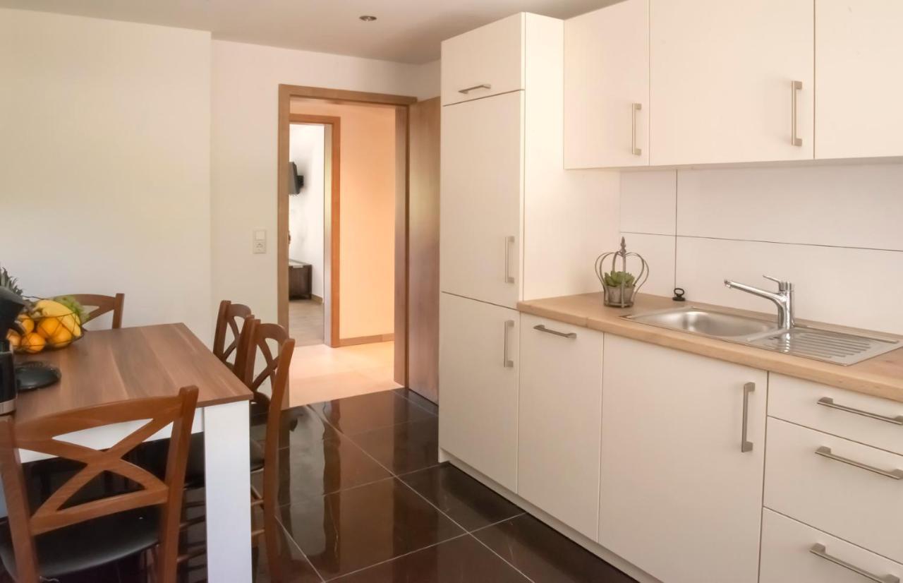 Haus Nilson Apartment เกนเกนบาค ภายนอก รูปภาพ