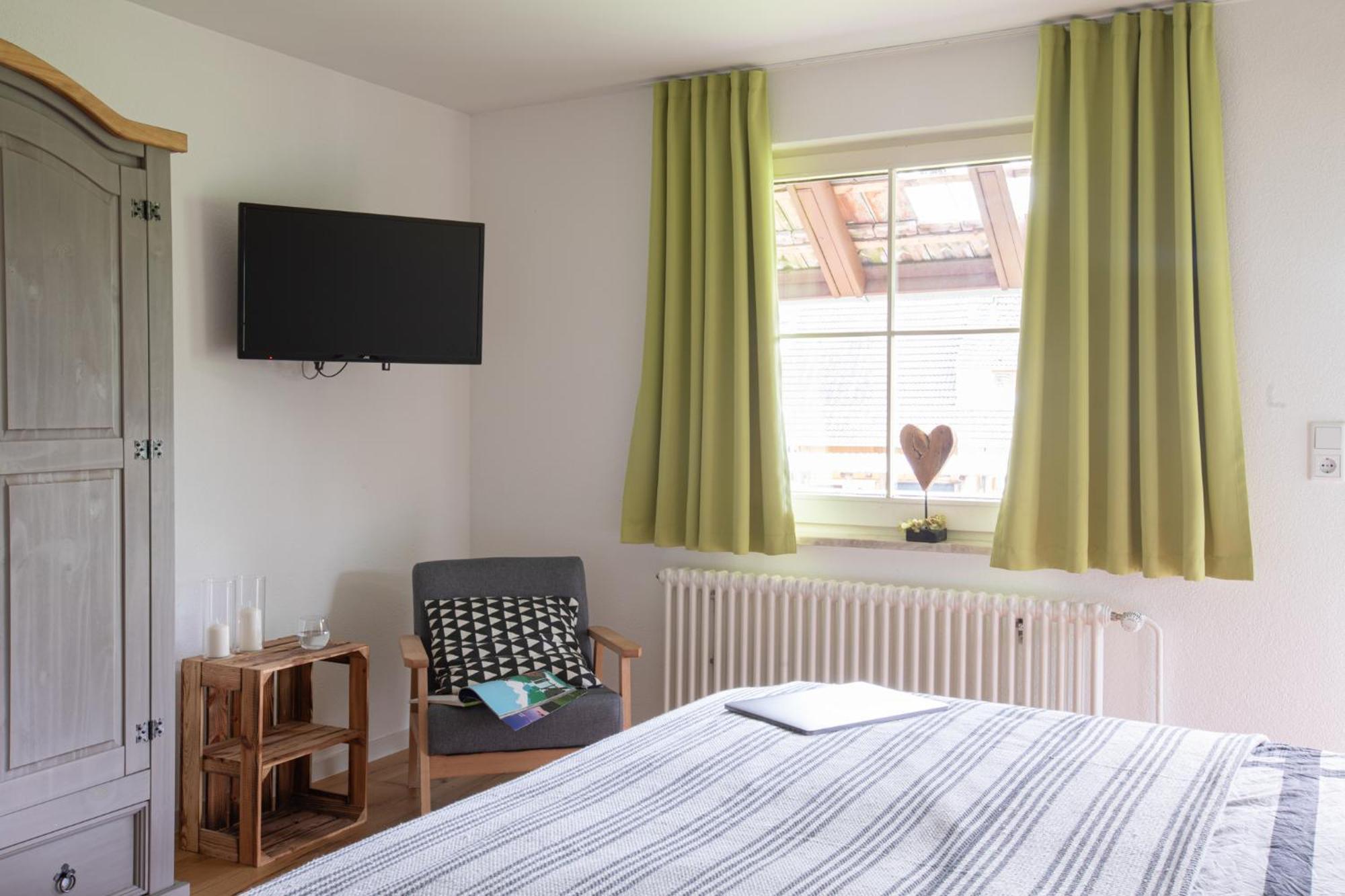 Haus Nilson Apartment เกนเกนบาค ภายนอก รูปภาพ